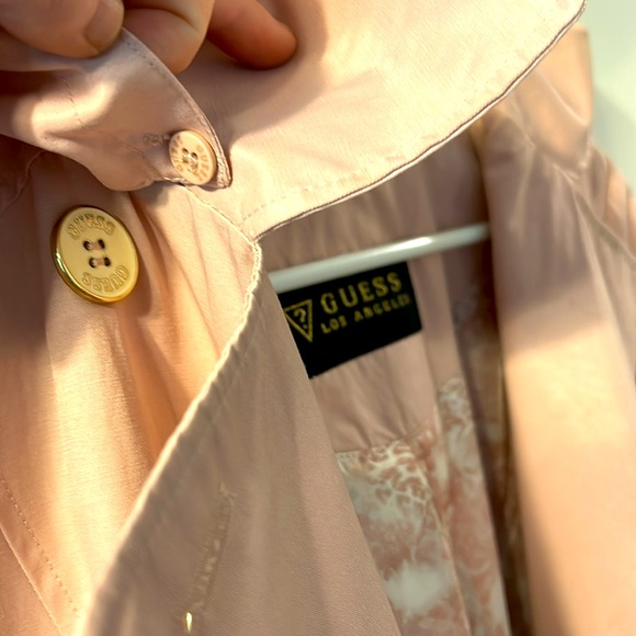 Guess baby pink double breasted belted trench coat size large - Picture 3 of 7